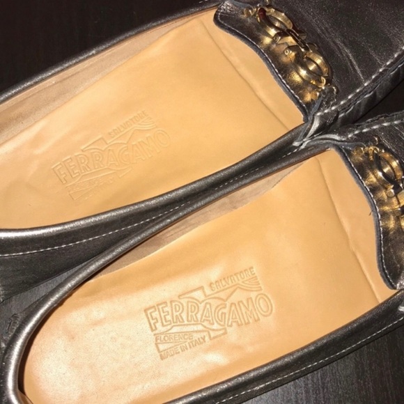 Salvatore Ferragamo 8 1/ B loafers GOLD - Picture 3 of 6